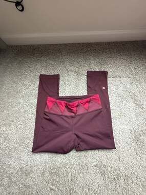 Lululemon Purple and Pink Geometric Waistband Leggings